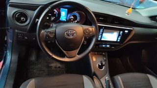 Toyota Auris 2016