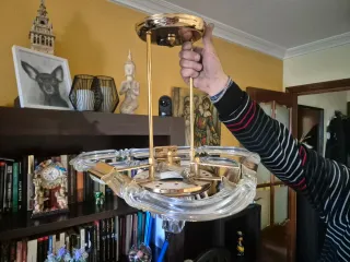 Lámparas de techo dorada y cristal