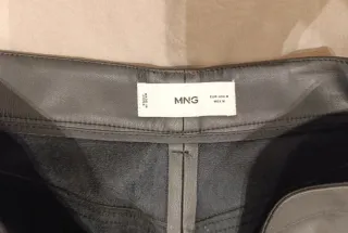 Conjunto Falda y Jersey Talla M