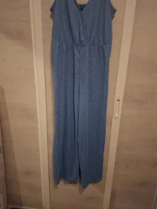 Mono azul largo lunares