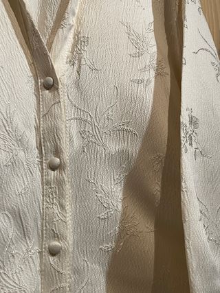 Vestido Zara S crudo bordado relieve