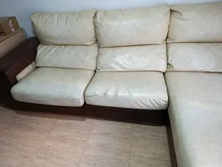 Sofá Chaiselongue Piel Beige y Marrón