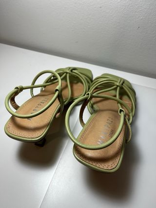 Sandalias Marypaz tacón 5cm verde talla 36