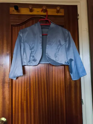 Americana corta gris talla única