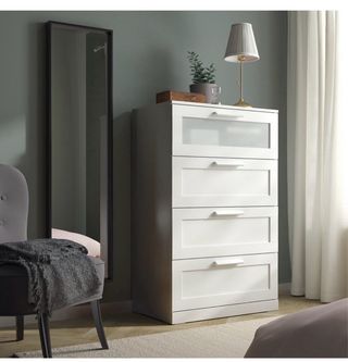 Cómoda BRIMNES 4 cajones blanca