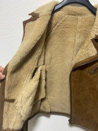 Chaqueta de piel y borrego