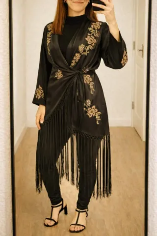 Kimono bordado con flecos • edicion limitada