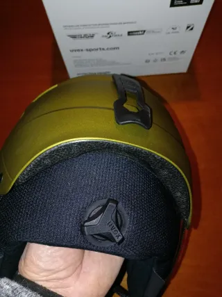 Casco sci Uvex verde