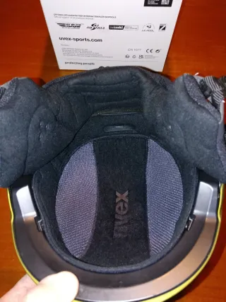 Casco sci Uvex verde