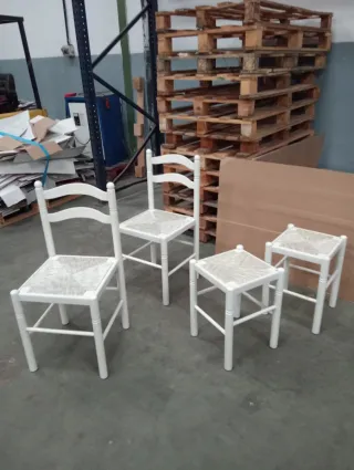 2 Sillas y 2 Taburetes Cocina Blancos