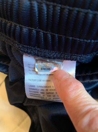 Polo Ralph Lauren e pantaloni Diadora