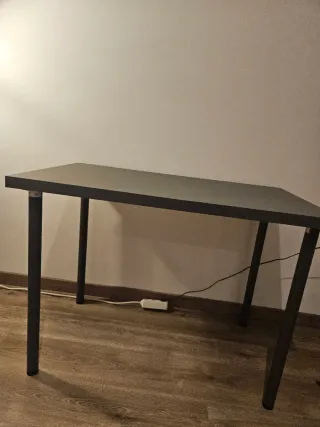 Escritorio Ikea gris