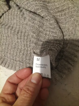 Camiseta manga larga gris y negra