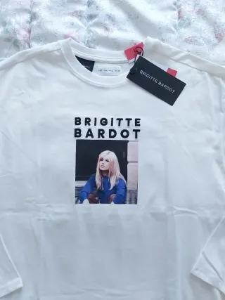 Brigitte Bardot Camiseta L oversize