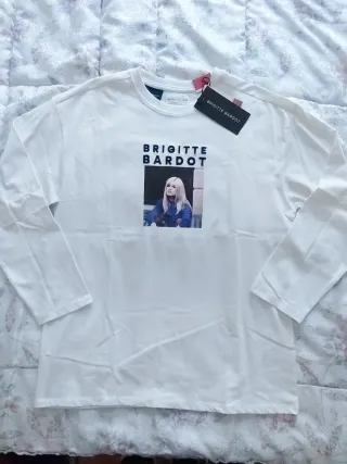 Brigitte Bardot Camiseta L oversize