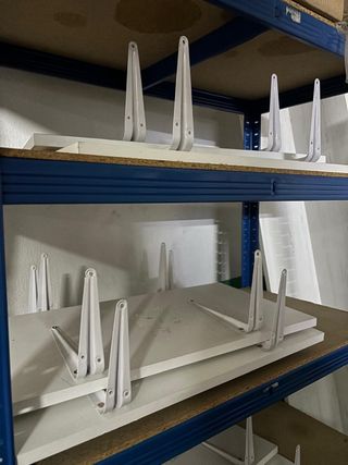 Estanterías Metálicas y Madera