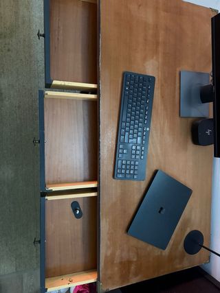 Escritorio clásico restaurado madera