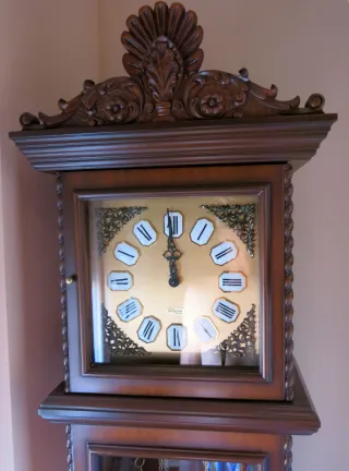 Reloj de guitarra alemán