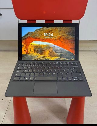 Ordenador Portátil Lenovo i5 8a Generación.