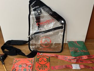 Set Merchandising Lady Gaga Chromatica Ball Tour