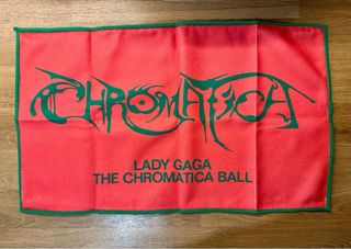 Set Merchandising Lady Gaga Chromatica Ball Tour
