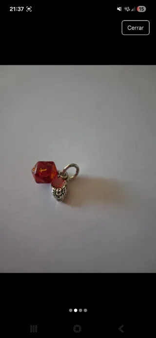 Colgante dado Stranger Things rojo