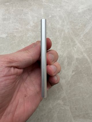 iPod Nano 2ª Gen 2GB Plata + Cable