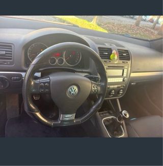 Volkswagen Golf 2005
