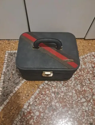Bauletto vintage con strisce