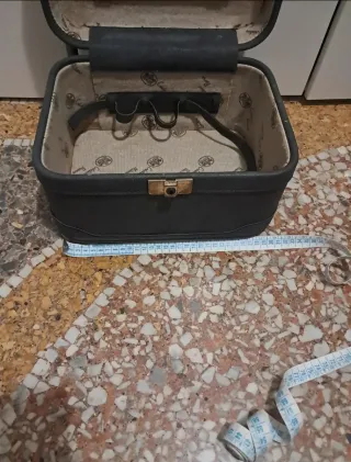Bauletto vintage con strisce