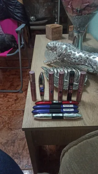 Set de 10 labiales rojos y rosas