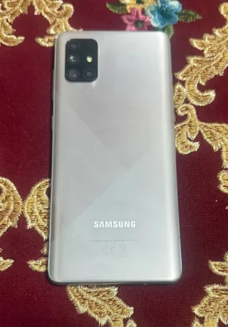Samsung Galaxy A71