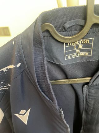 Chaqueta Macron Real Sociedad Talla XS 146-158cn