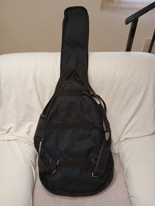 Guitarra Admira Fiesta Clásica