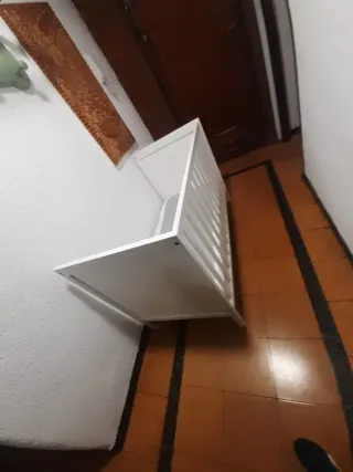 Cuna blanca para bebé