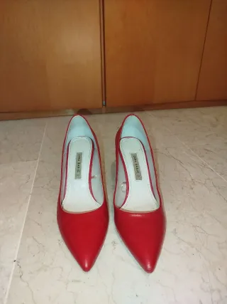 Tacones Zara Basic Rojos