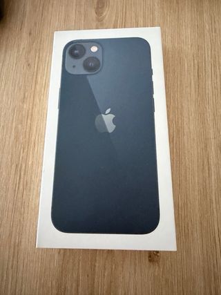iPhone 13 128GB Negro + Cargador y Fundas