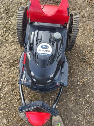 Cortacésped desbrozadora motor gasolina