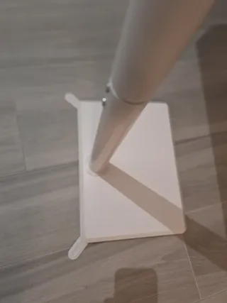 Soporte de suelo para TV blanco