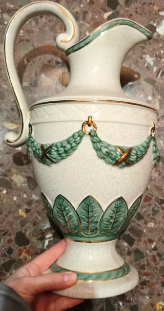 Jarra y plato de lavado antiguo