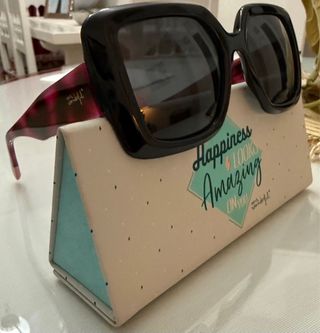 Gafas de sol Mr. Wonderful negras y rosas