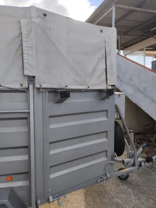 Remolque para 2 caballos