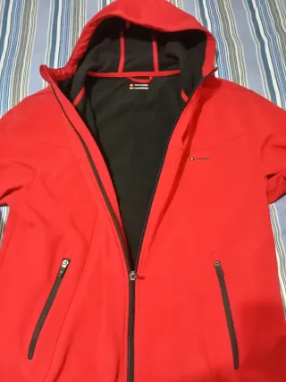 Cazadora Mountain Pro Roja