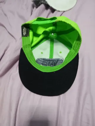Gorra Vans Negra y Verde Neón