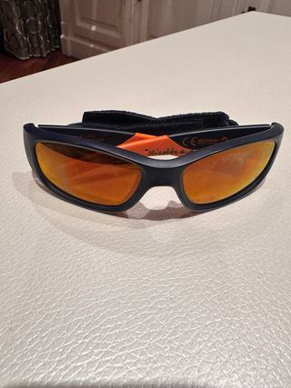 Gafas de sol deportivas infantiles