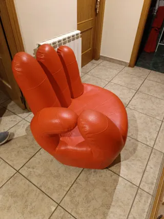 Sillón infantil rojo