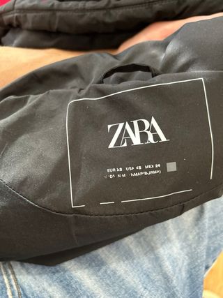 Chaqueta Zara acolchada negra Talla S