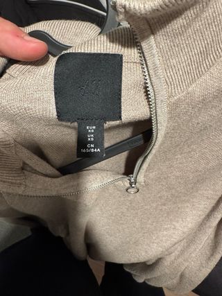 Jersey H&M Beige Cuello Alto Cremallera Talla XS