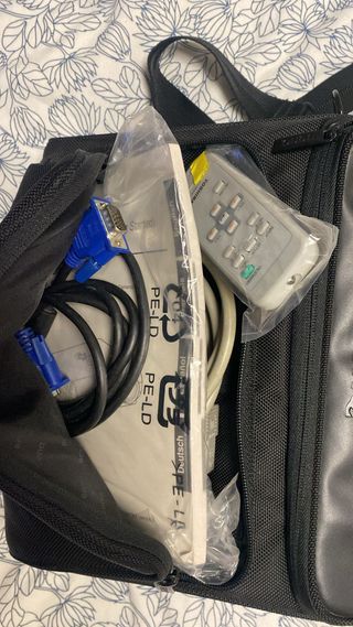 Proyector Toshiba TDP-S35 - ¡72h de uso!