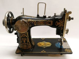 Máquina de coser Gritzner "J"